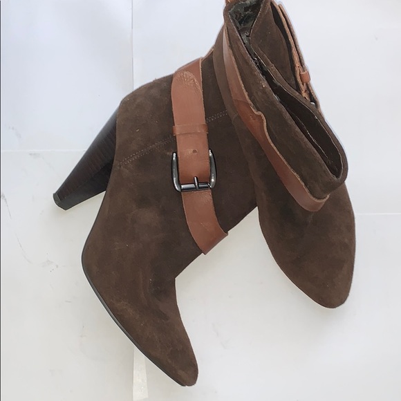 Guess Shoes - Guess Carolyn Dark Chocolate Brown suede Booties 8